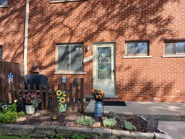 $150,000 | 29130 Tessmer Court, Madison Heights, MI 48071