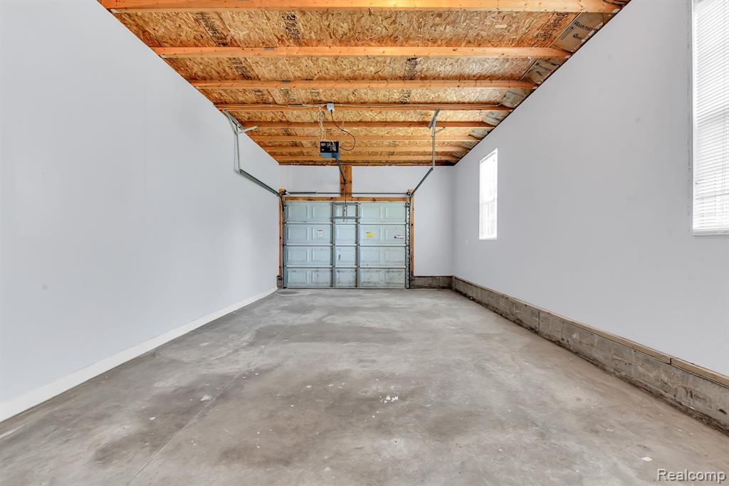 6153 Booth Road North Branch, MI 48461 - Photo 5 of 32 Gallery Image 5