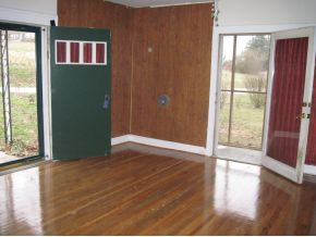 545 Afton Road Afton, TN 37616 - Photo 7 of 12 Living room with hardwood