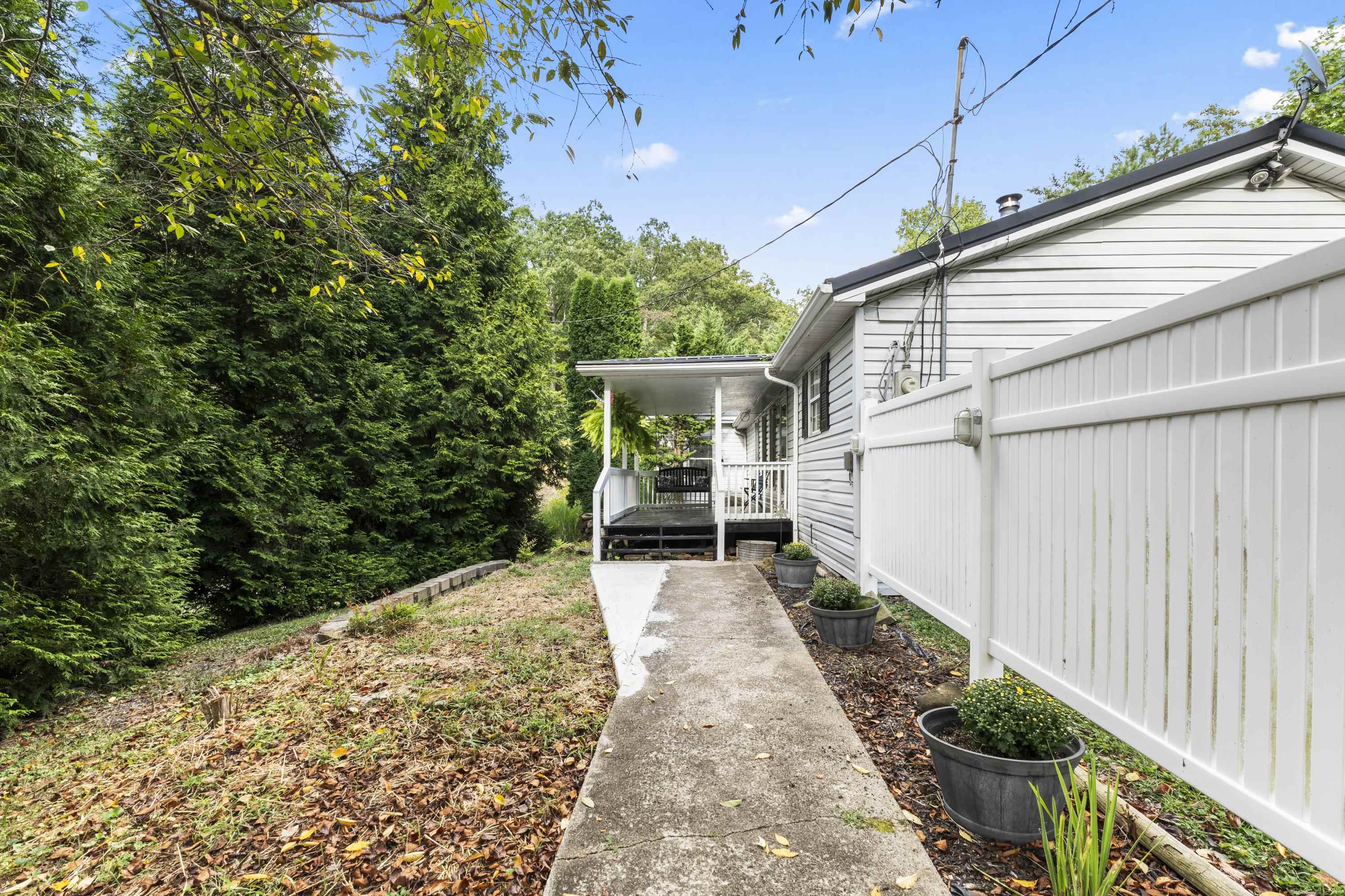 5234 Blue Ribbon Road Catlettsburg, KY 41129 - Photo 11 of 49 Gallery Image 11