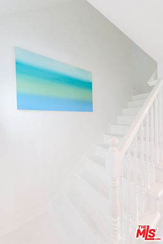 a close up of a shower