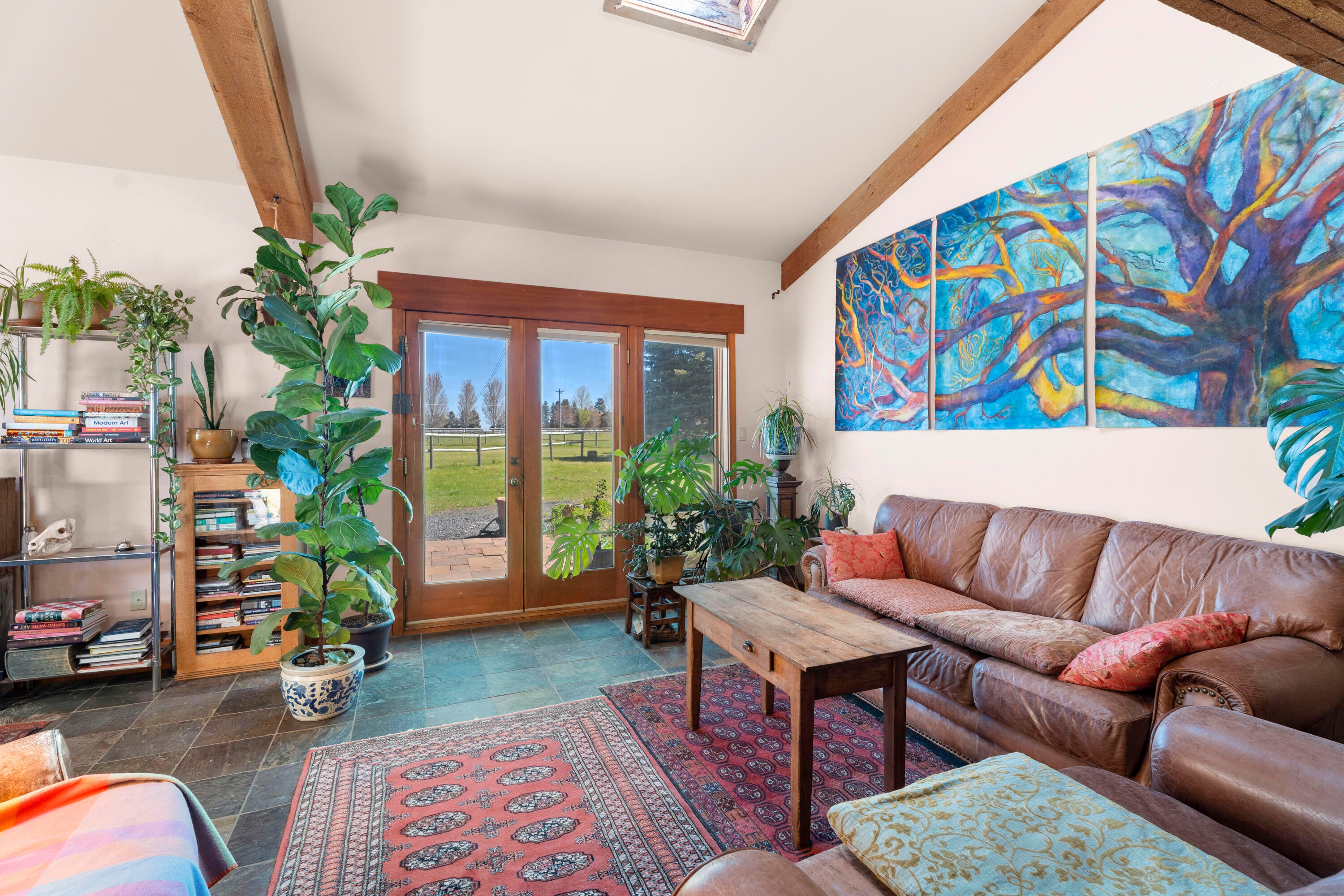 20875 Sholes Road Bend, OR 97702 - Photo 45 of 88 Attached living quarters with private entrance