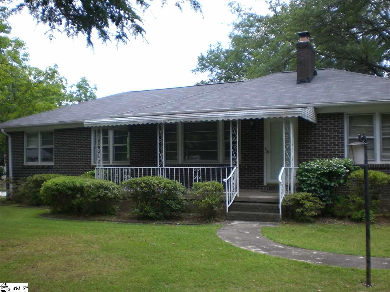 1701 West Parker Road Greenville, SC 29617 - Photo 2 of 25 Gallery Image 2
