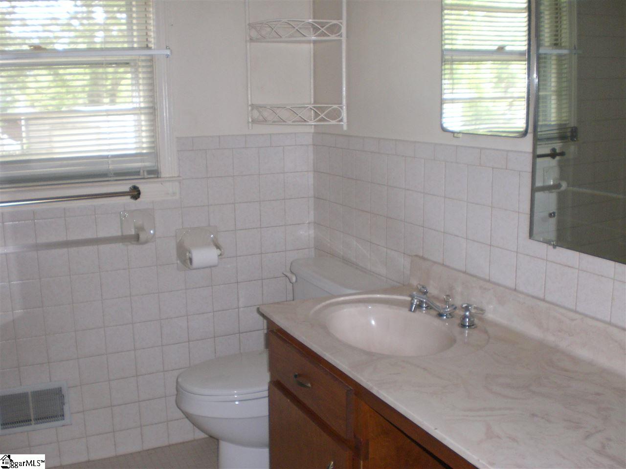 1701 West Parker Road Greenville, SC 29617 - Photo 14 of 25 Gallery Image 14