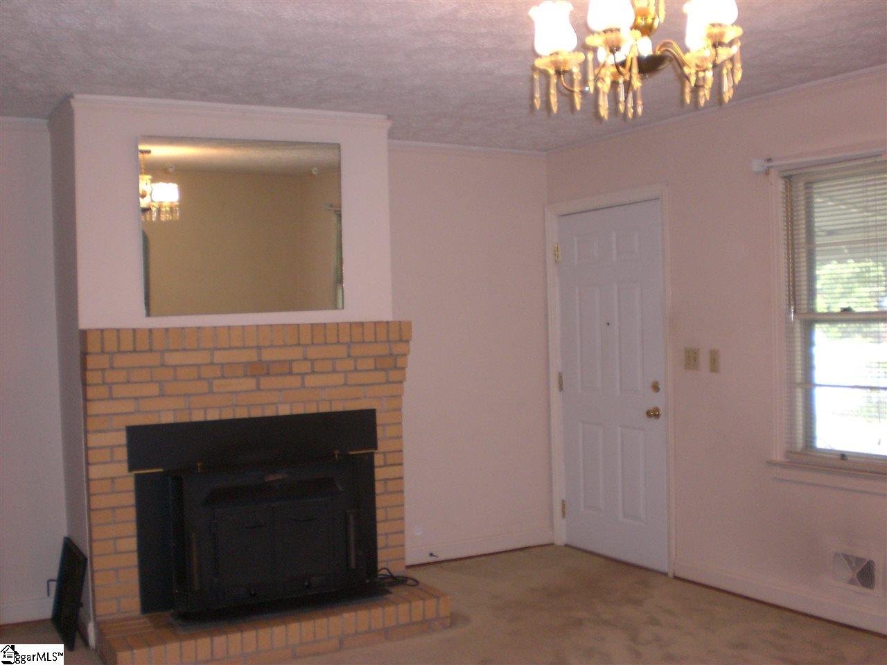 1701 West Parker Road Greenville, SC 29617 - Photo 3 of 25 Gallery Image 3