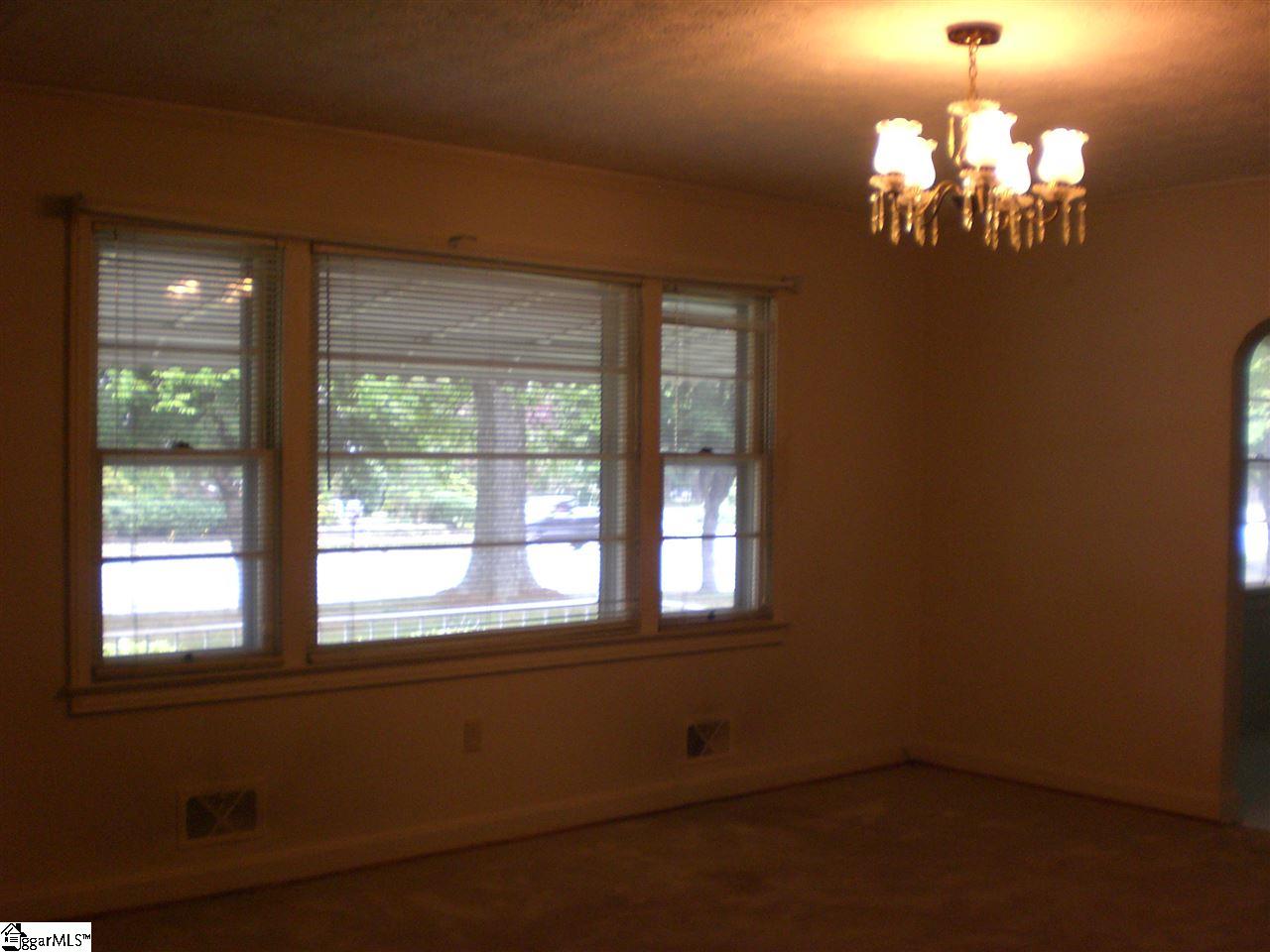1701 West Parker Road Greenville, SC 29617 - Photo 4 of 25 Gallery Image 4