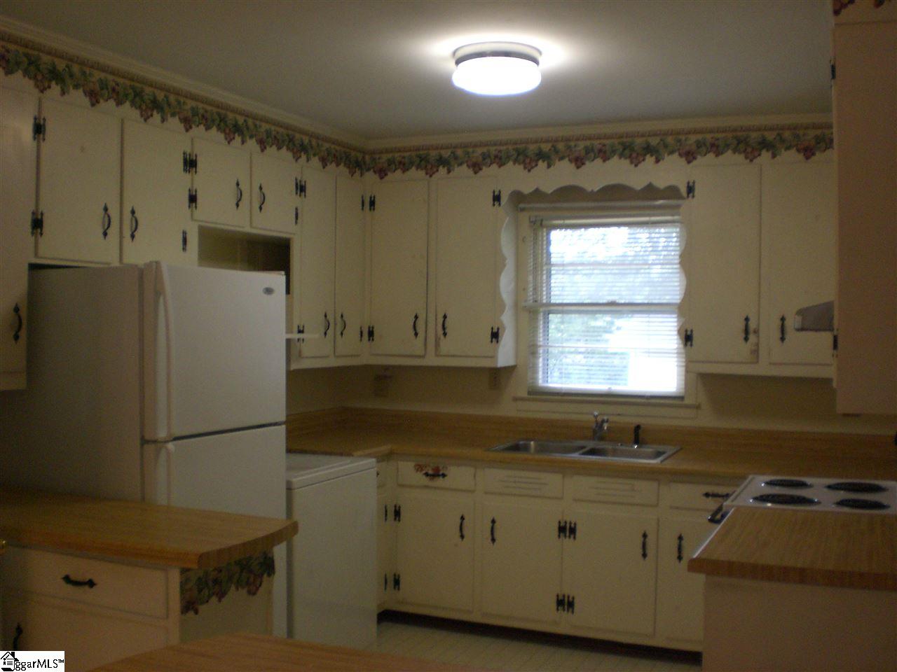 1701 West Parker Road Greenville, SC 29617 - Photo 8 of 25 Gallery Image 8