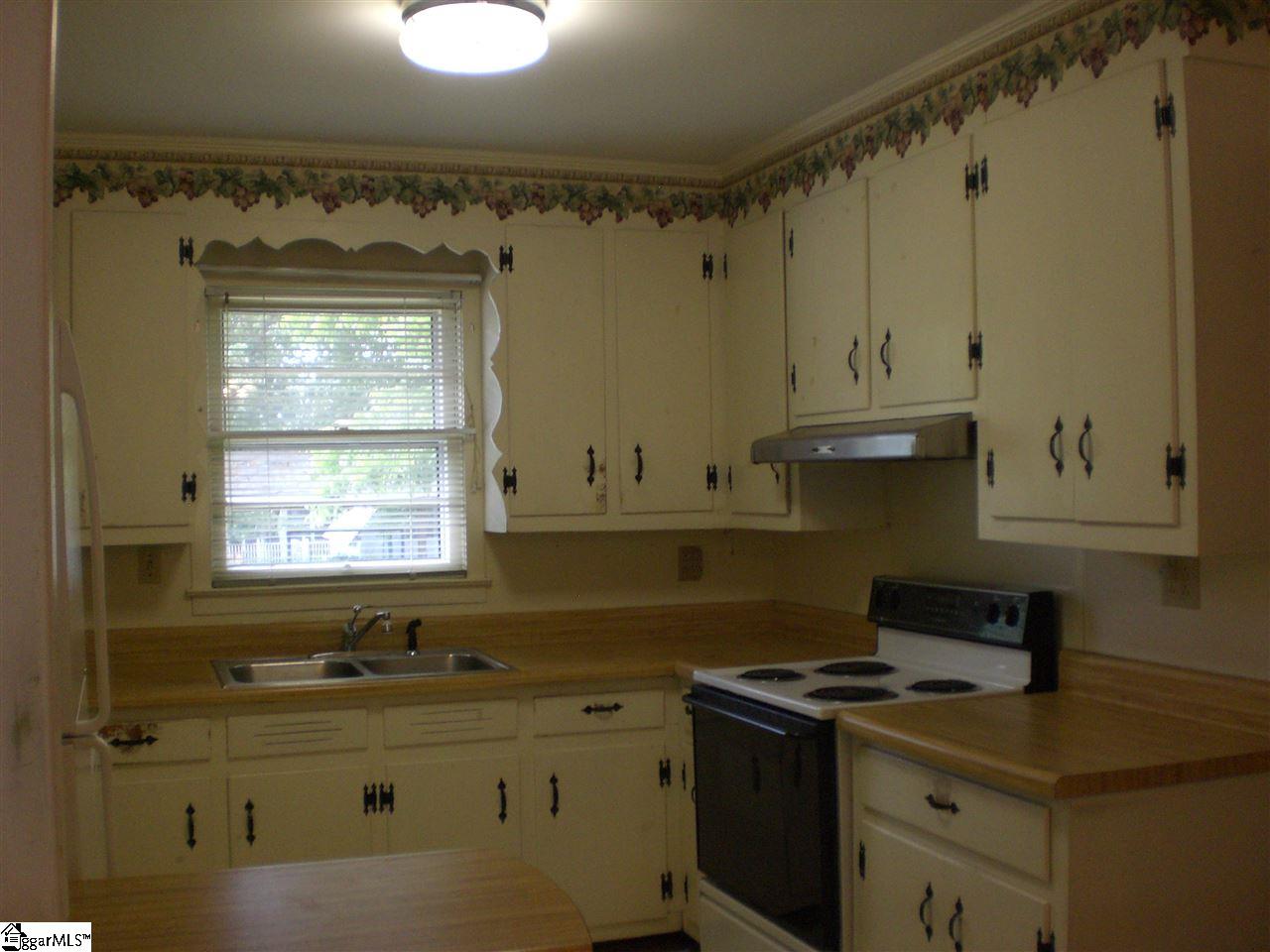 1701 West Parker Road Greenville, SC 29617 - Photo 10 of 25 Gallery Image 10