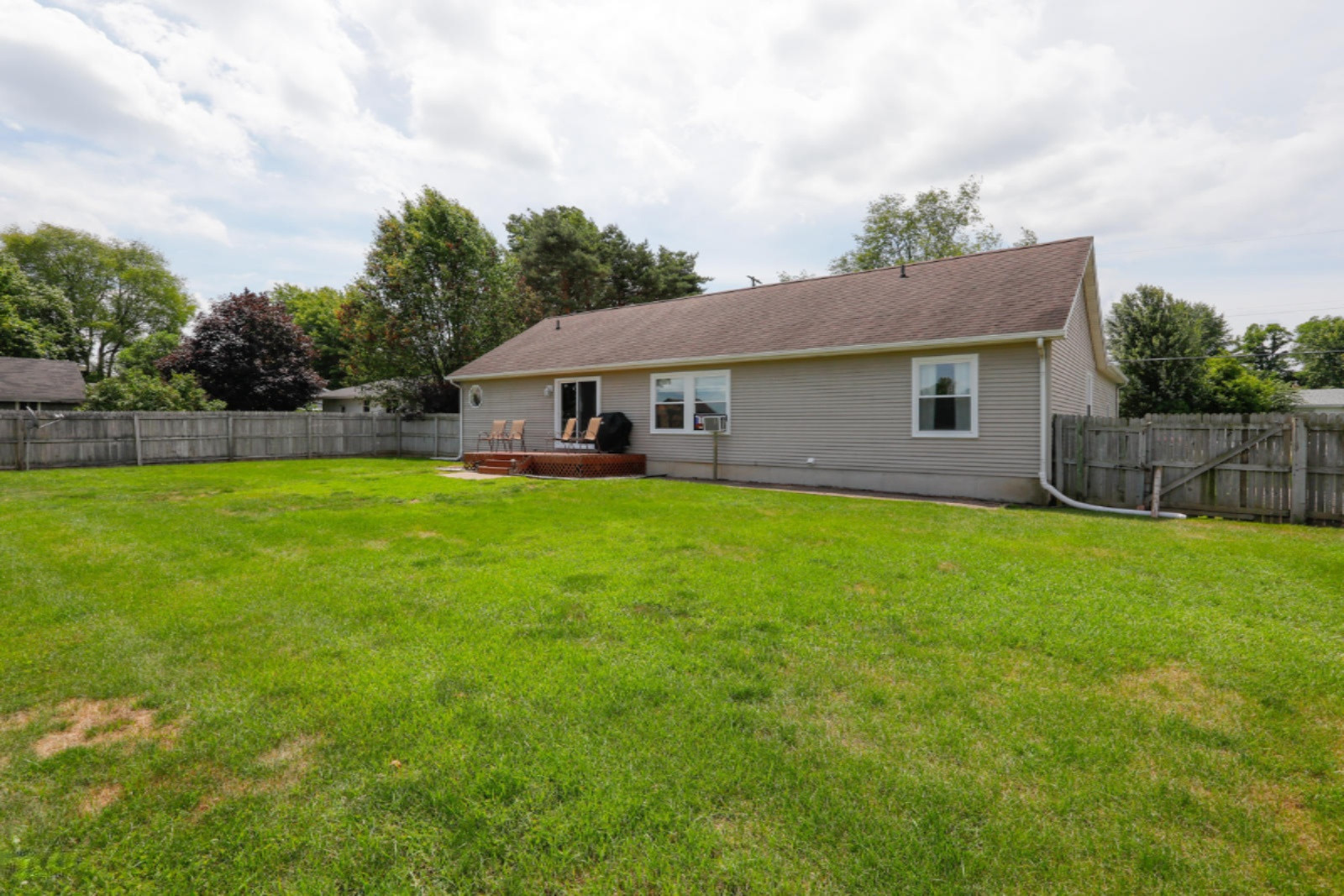 1075 Sir Knight Road Plainwell, MI 49080 - Photo 27 of 27 1075 Sir Knight Rd-127
