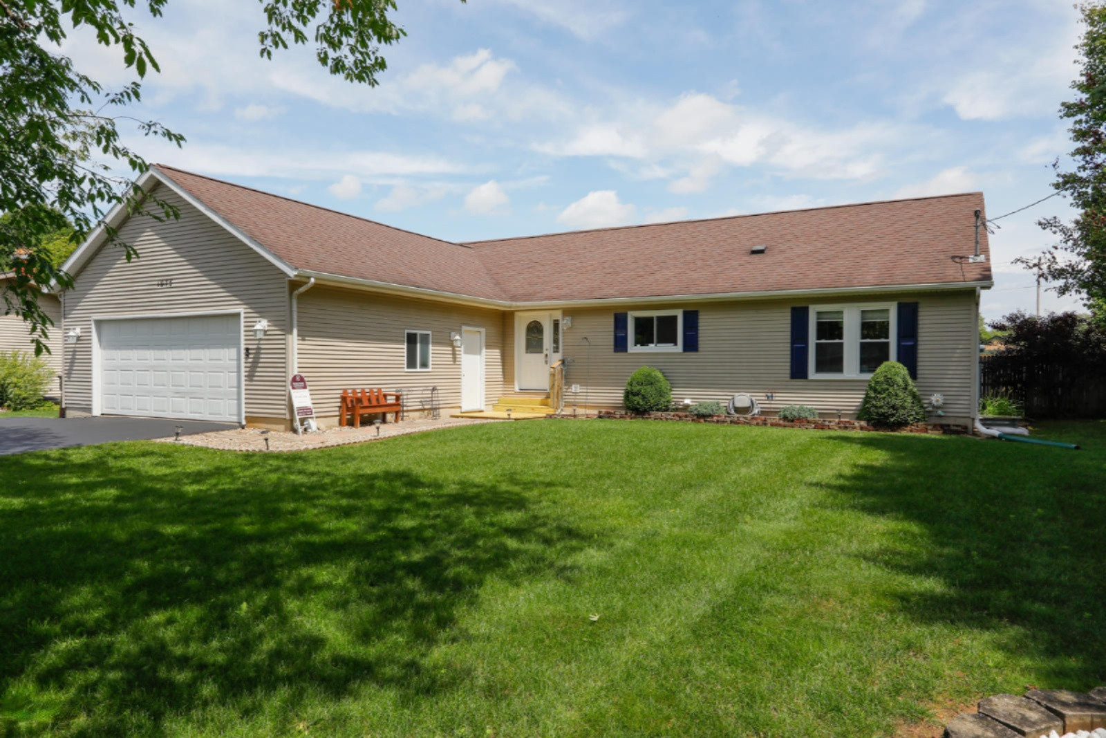 1075 Sir Knight Road Plainwell, MI 49080 - Photo 3 of 27 1075 Sir Knight Rd-103