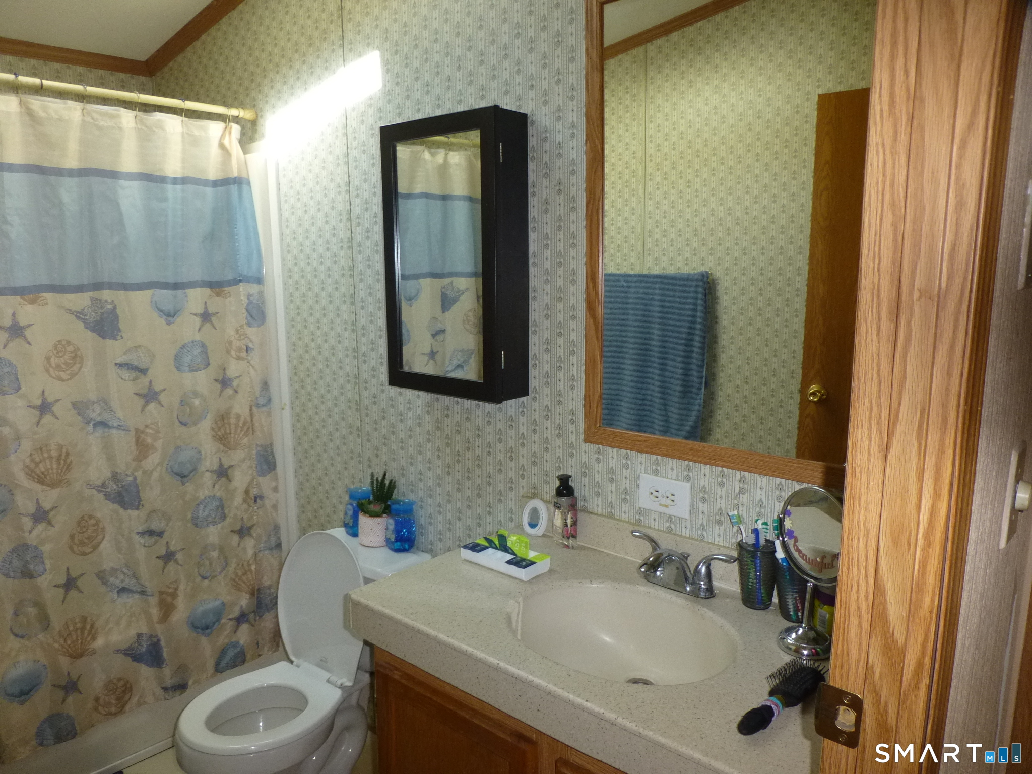 15 Golden Road Montville, CT 06382 - Photo 11 of 40 Gallery Image 11