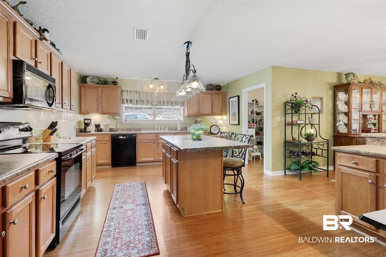12386 Venice Boulevard Foley, AL 36535 - Photo 5 of 27