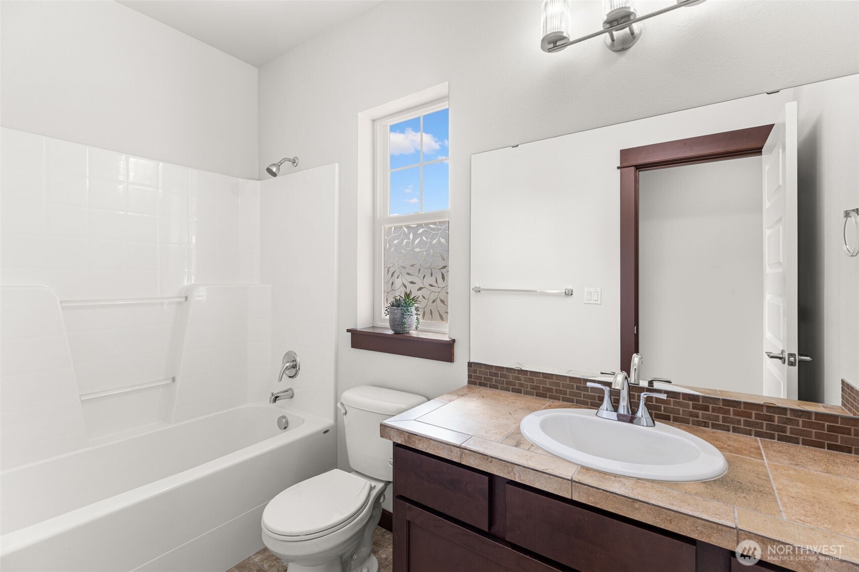 303 202nd Place Southeast Bothell, WA 98012 - Photo 25 of 36