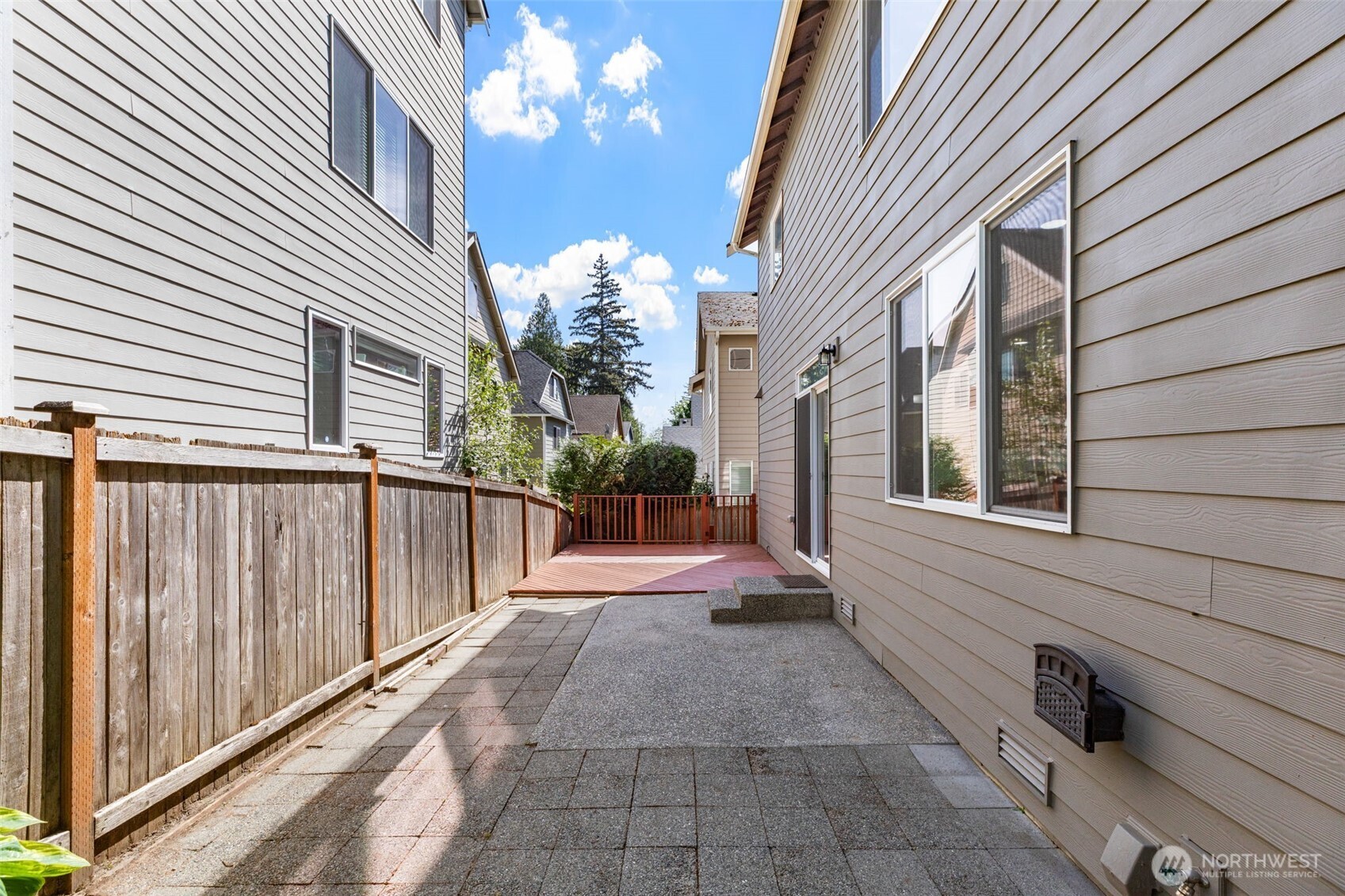303 202nd Place Southeast Bothell, WA 98012 - Photo 27 of 36