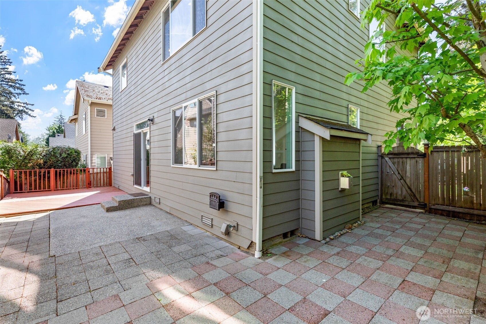303 202nd Place Southeast Bothell, WA 98012 - Photo 29 of 36