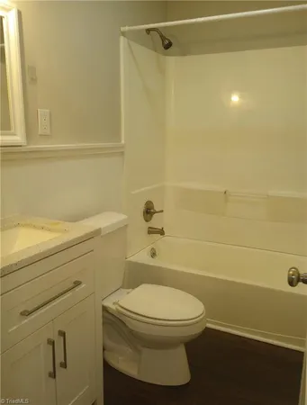 $1,350 | 419 West Vandalia Road, Greensboro, NC 27406