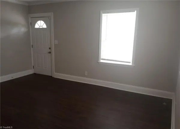 $1,350 | 419 West Vandalia Road, Greensboro, NC 27406