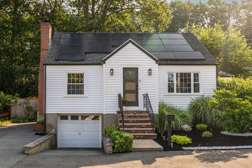 5 Cedar Brook Road Lynn, MA 01904 - Photo 1 of 22 Gallery Image 1