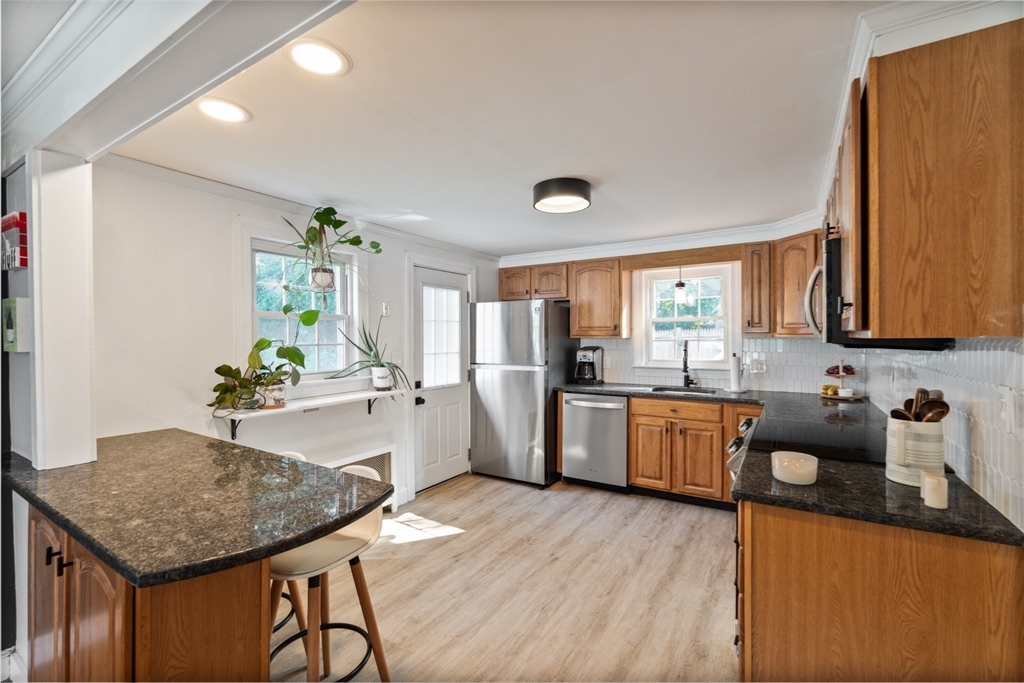 5 Cedar Brook Road Lynn, MA 01904 - Photo 8 of 22 Gallery Image 8
