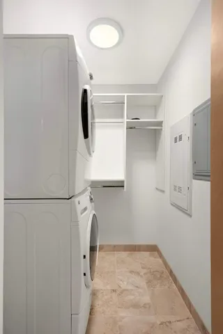 $435,000 | 1240 South 2nd Street, Unit 723, Minneapolis, MN 55415