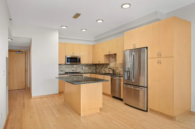 $435,000 | 1240 South 2nd Street, Unit 723, Minneapolis, MN 55415