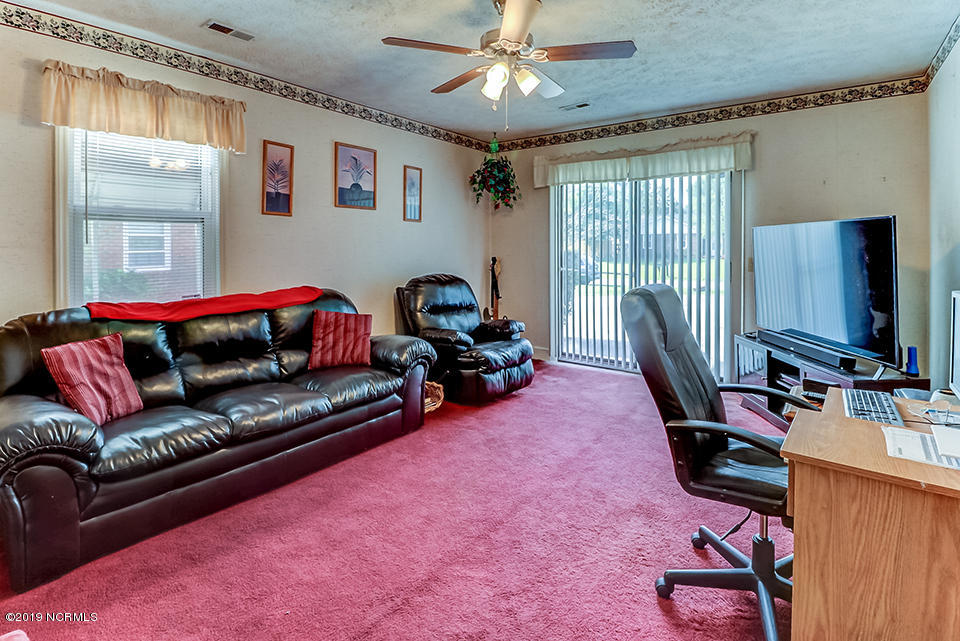 4621 Trafalgar Road Wilmington, NC 28405 - Photo 13 of 32 IMG_3433And8more