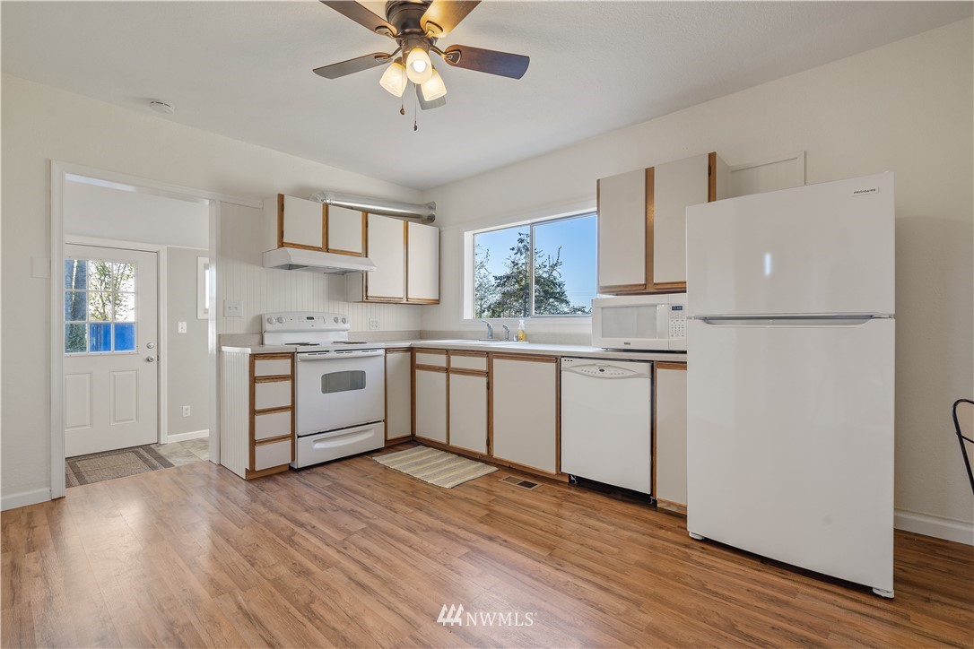 6903 Kickerville Road Ferndale, WA 98248 - Photo 33 of 39