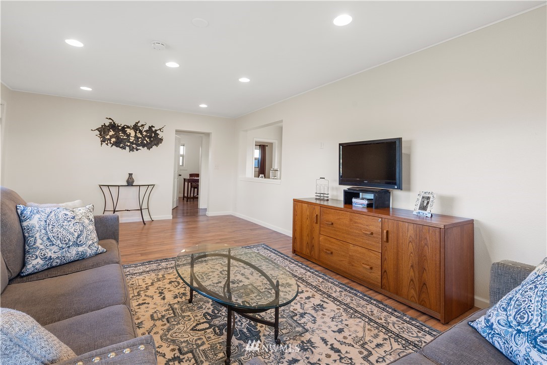 6903 Kickerville Road Ferndale, WA 98248 - Photo 5 of 39