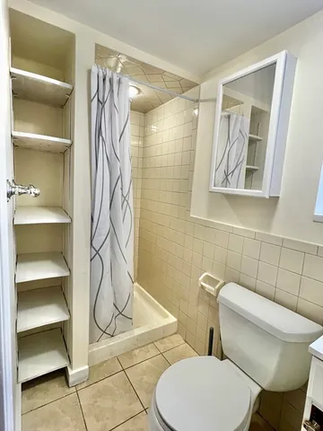 $1,699 | 46 Central Street, Unit B2, Auburndale, MA 02466