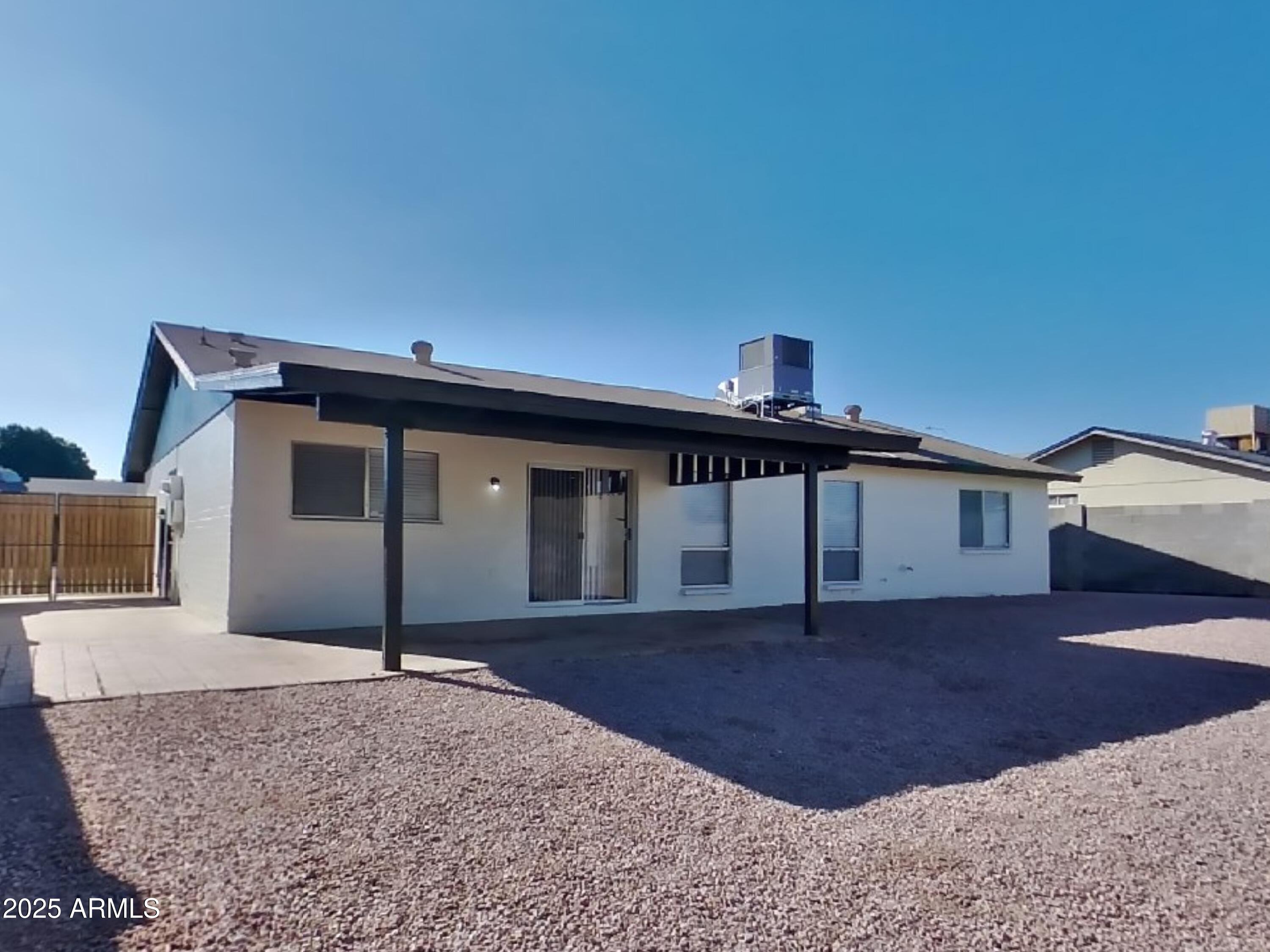1128 West Hermosa Drive Tempe, AZ 85282 - Photo 15 of 16 14_Image_3wrVf8yS3m