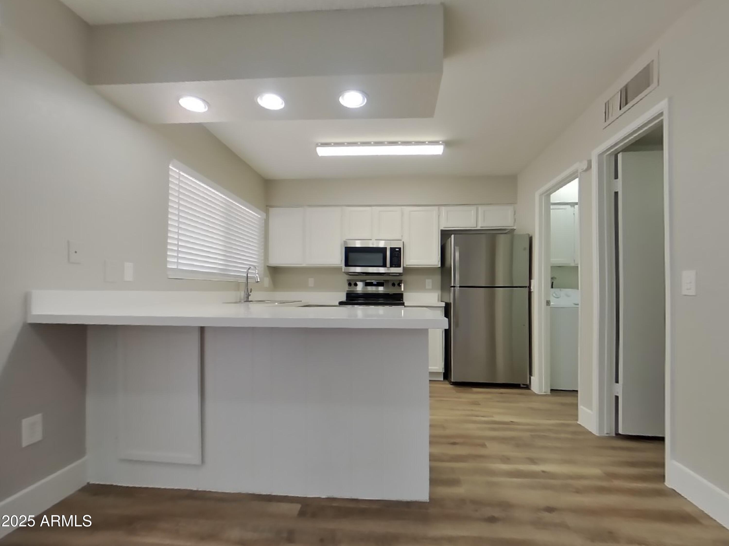 1128 West Hermosa Drive Tempe, AZ 85282 - Photo 4 of 16 3_Image_a5EJPHfqUu