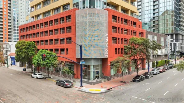 $2,500 | 350 West Ash Street, Unit 711, San Diego, CA 92101