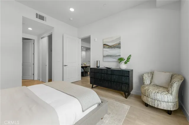 $908,500 | 168 South Monterey Street, Unit 410, Alhambra, CA 91801