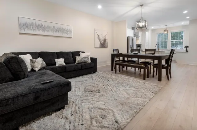 $2,500 | 1577 Metropolitan Boulevard, Unit 4, Tallahassee, FL 32308