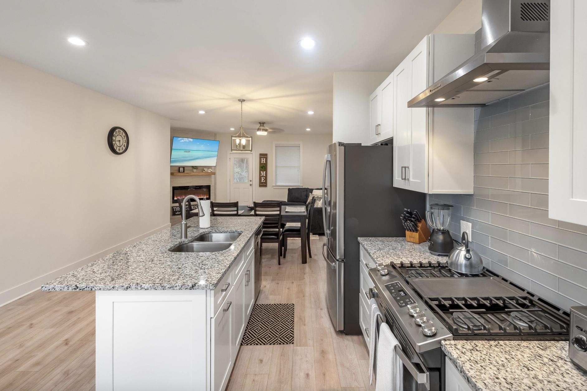 1577 Metropolitan Boulevard, Unit 4 Tallahassee, FL 32308 - Photo 15 of 19