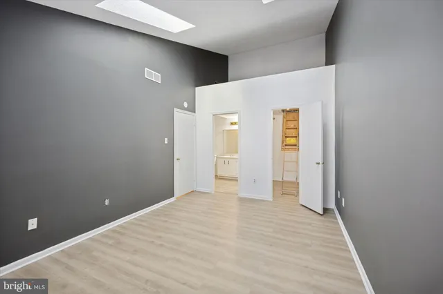 $284,000 | 238 Colette Court, Levittown, PA 19057