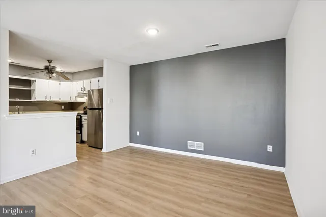 $284,000 | 238 Colette Court, Levittown, PA 19057