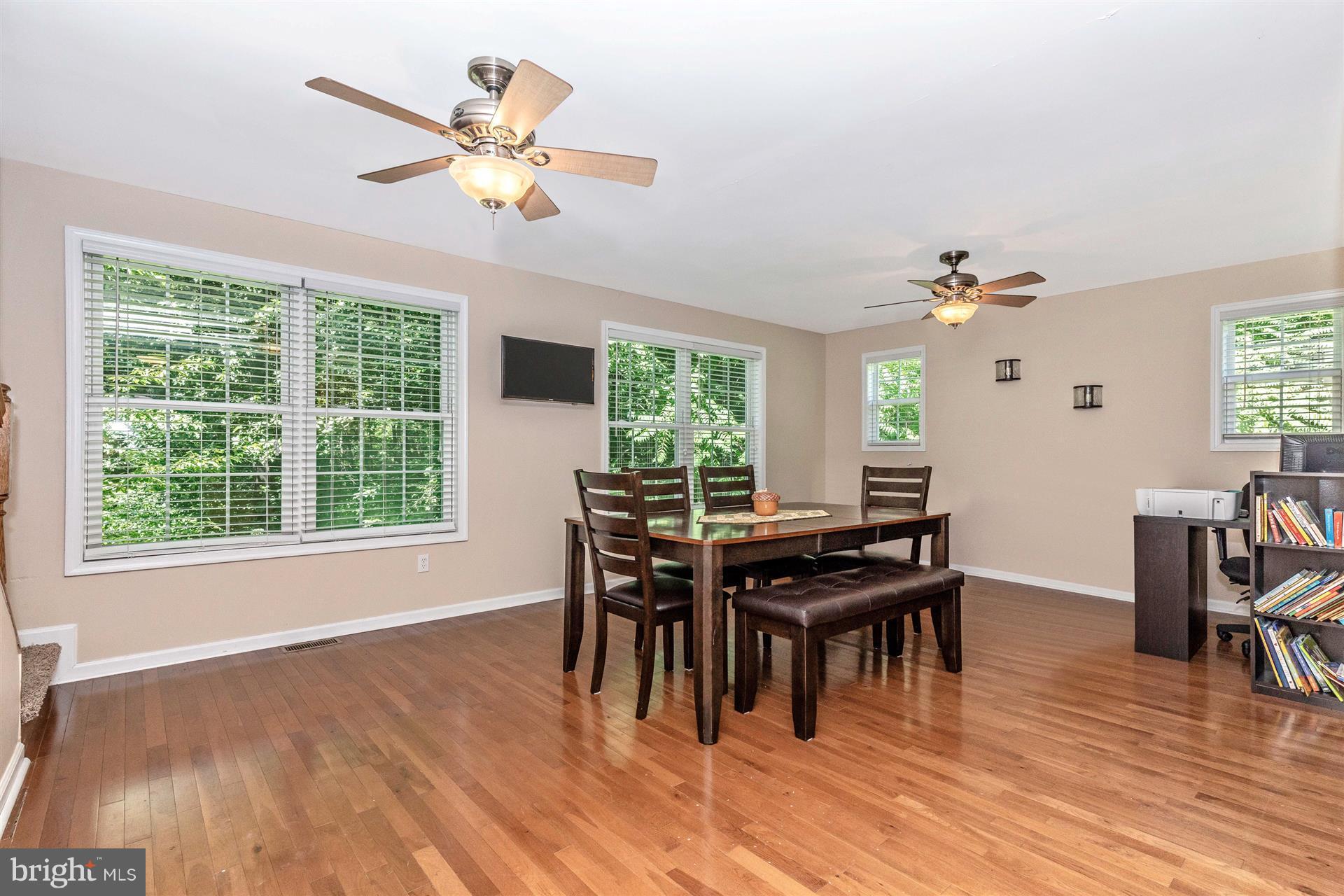 146 Clearview Road Hedgesville, WV 25427 - Photo 11 of 30 Dining Room