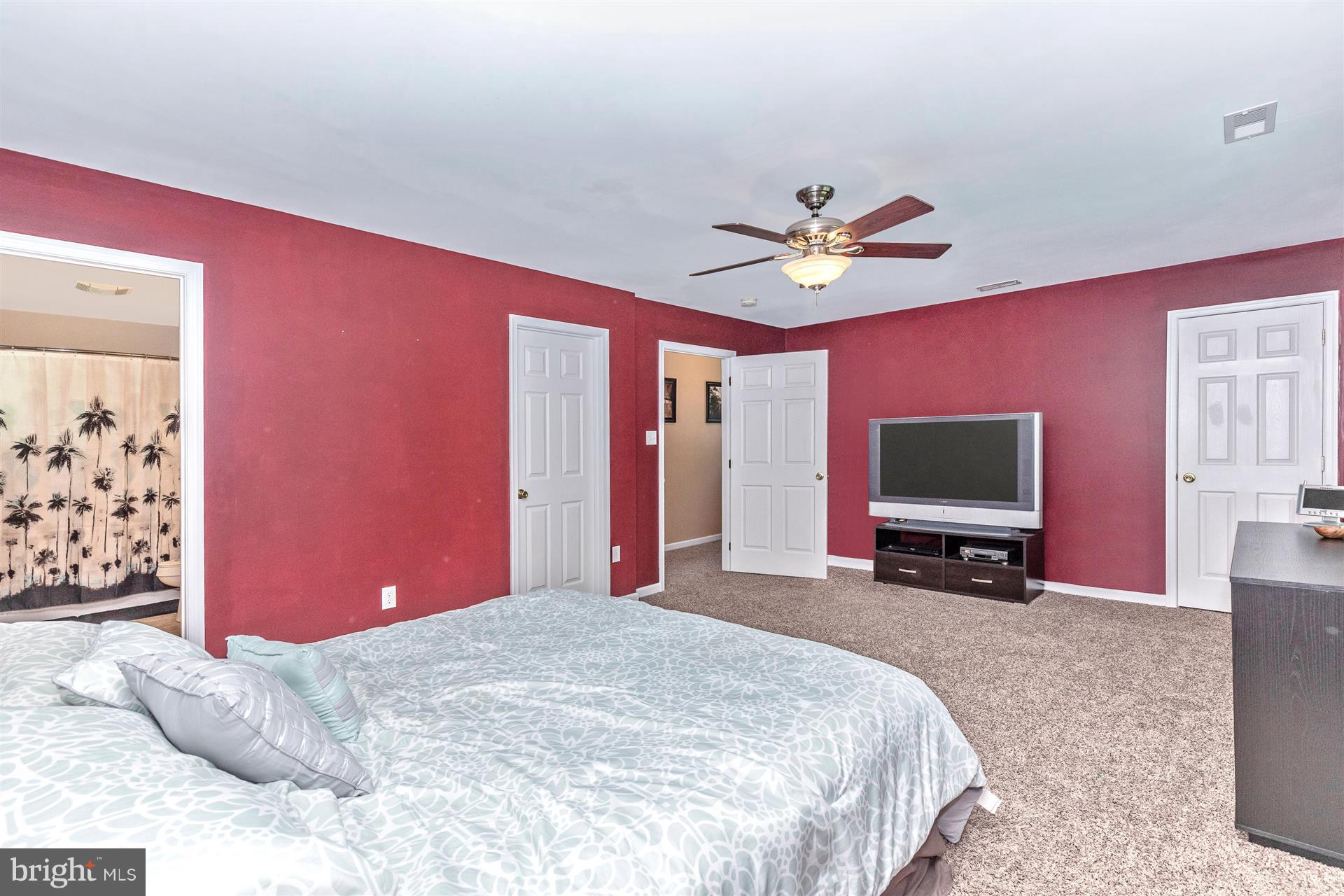 146 Clearview Road Hedgesville, WV 25427 - Photo 14 of 30 Bedroom (Master)
