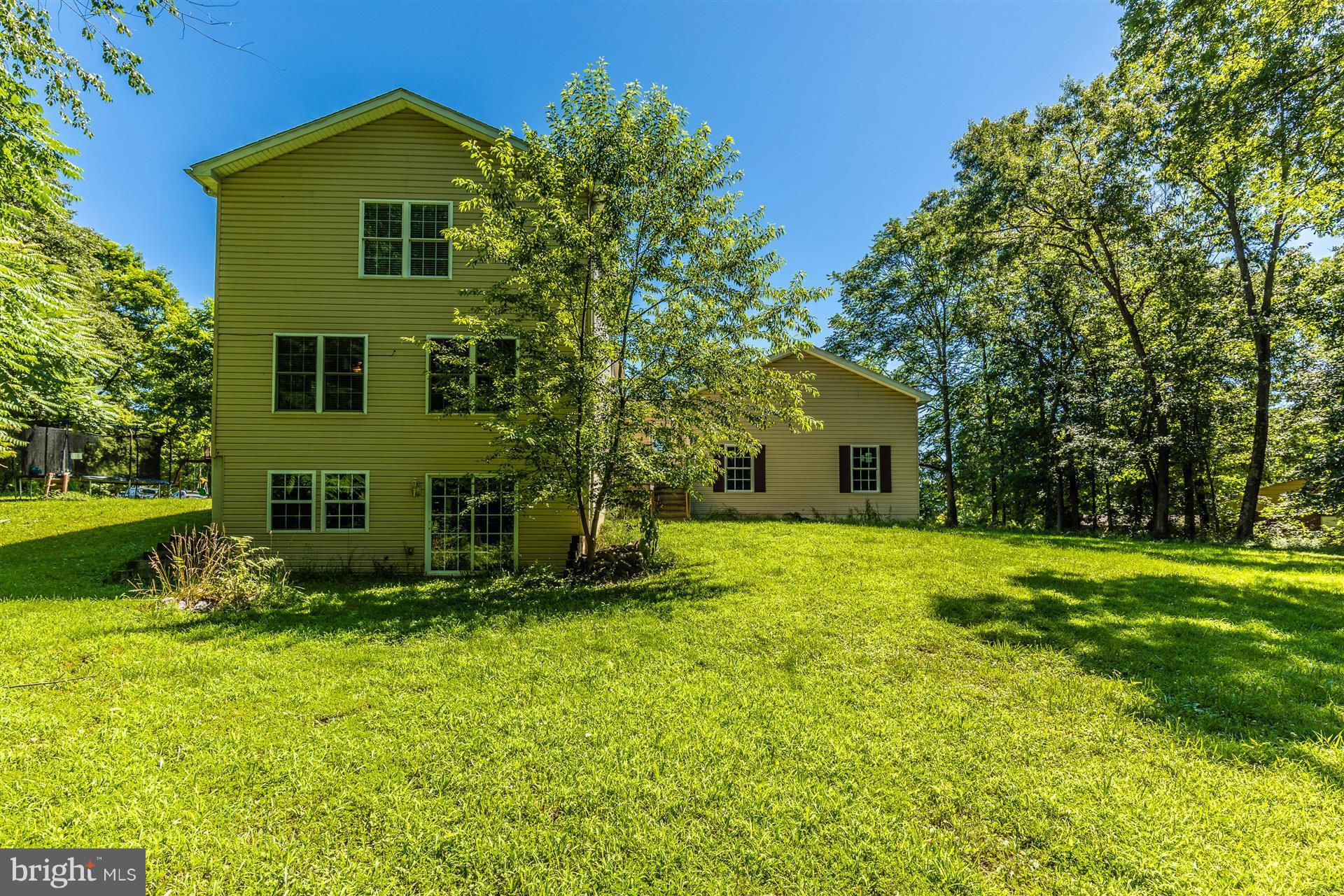 146 Clearview Road Hedgesville, WV 25427 - Photo 26 of 30 Exterior (Rear)