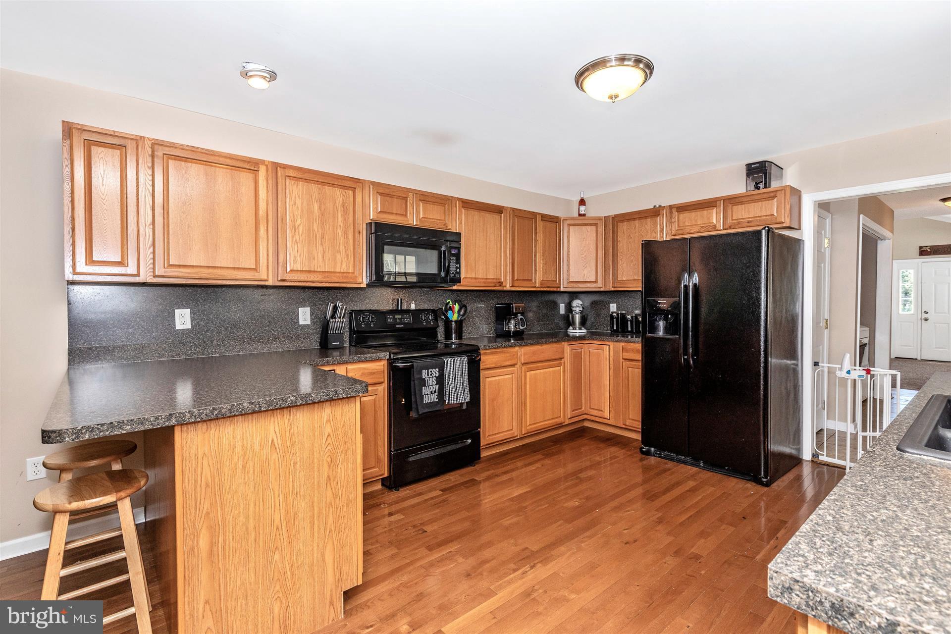 146 Clearview Road Hedgesville, WV 25427 - Photo 6 of 30 Kitchen