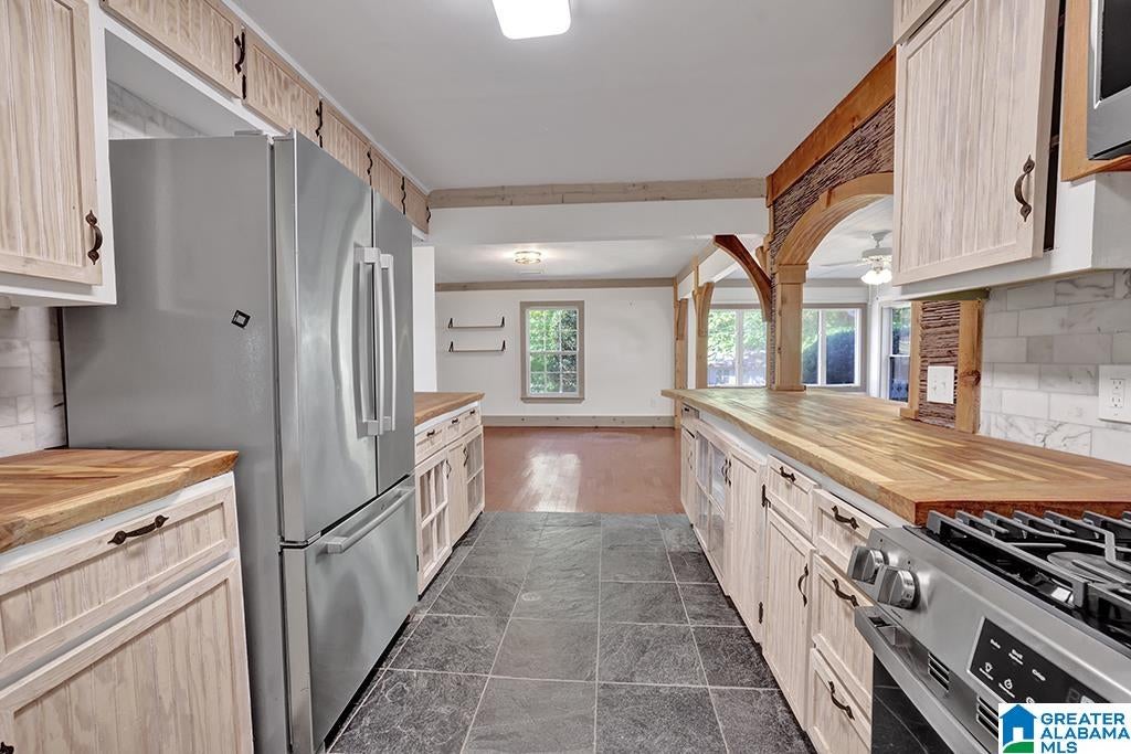 2016 Chapel Road Hoover, AL 35226 - Photo 35 of 53 Gallery Image 35
