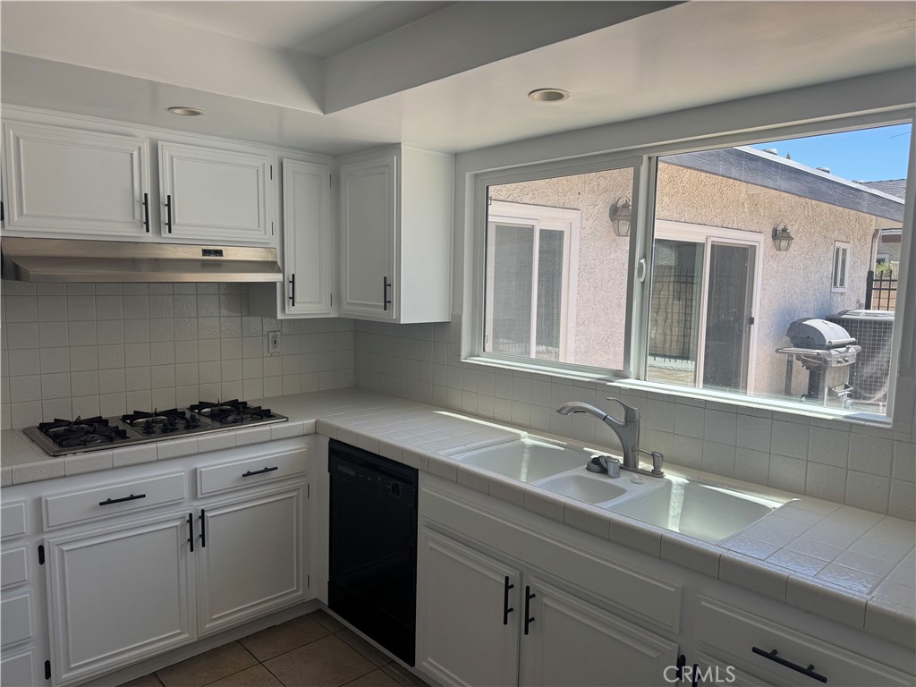 16650 Rinaldi Street Granada Hills, CA 91344 - Photo 10 of 18