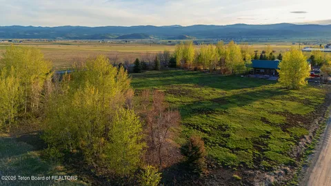 $185,000 | Lot 4 Quaking Aspen Way, Etna, WY 83118