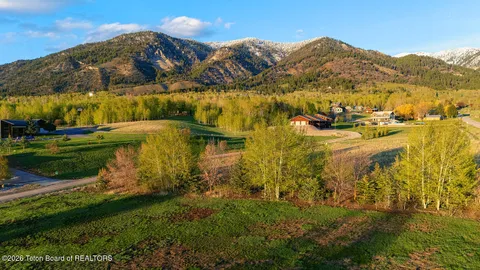 $185,000 | Lot 4 Quaking Aspen Way, Etna, WY 83118