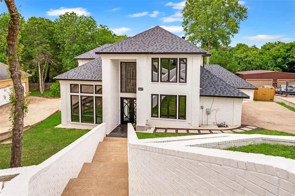 $605,000 | 1417 Wyndmere Drive, DeSoto, TX 75115