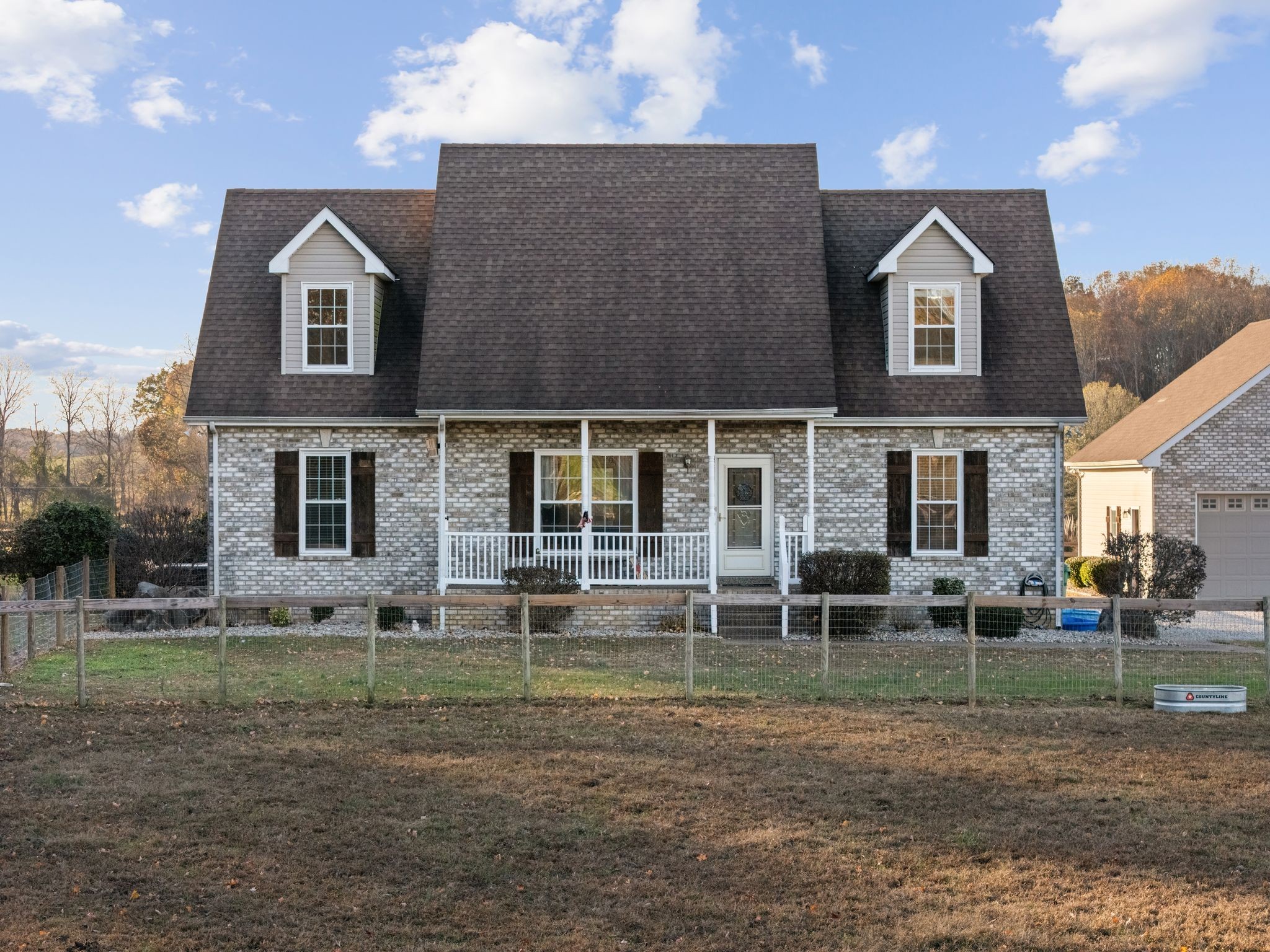 3736 Armstrong Road Springfield, TN 37172 - Photo 3 of 60 a front view of a house with a yard