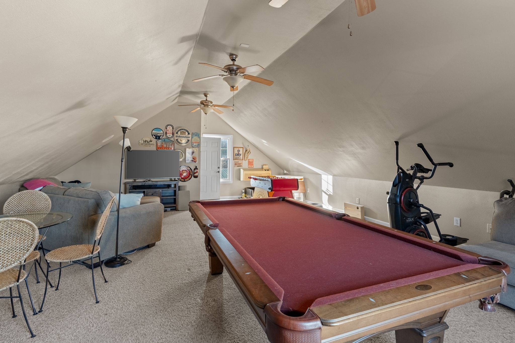 3736 Armstrong Road Springfield, TN 37172 - Photo 40 of 60 a room with furniture and white walls