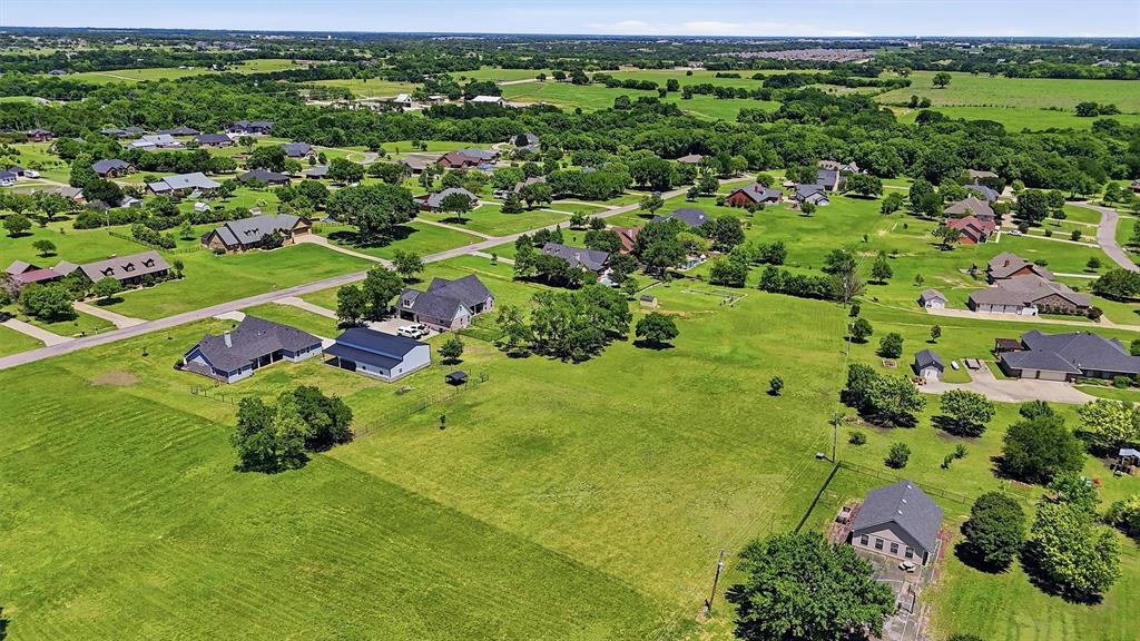 662 Preakness Place Road Van Alstyne, TX 75495 - Photo 36 of 39 an aerial view of a residential houses