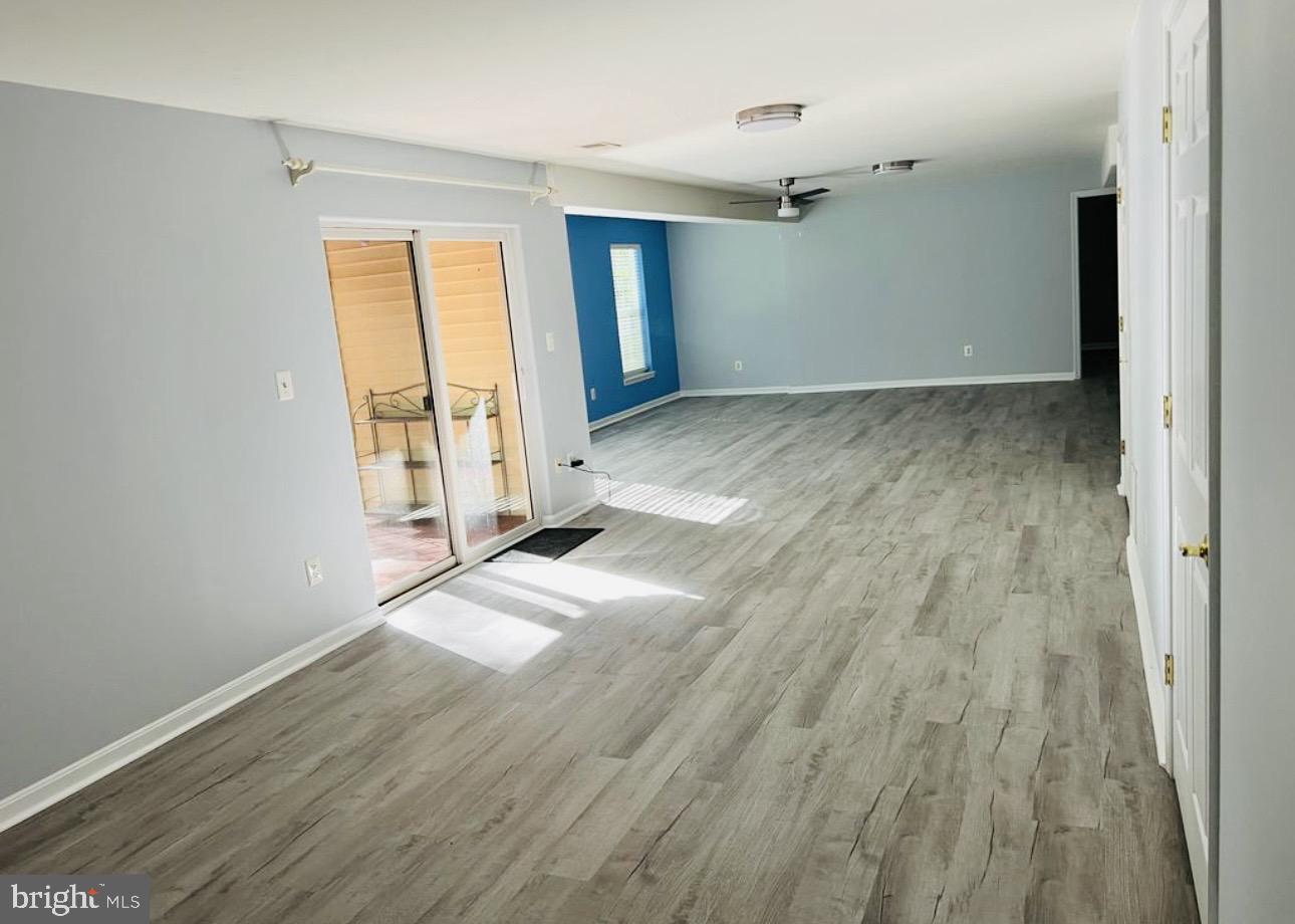 10581 Pineview Road Manassas, VA 20111 - Photo 3 of 16